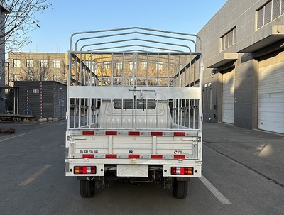 东风小康国六3.2米仓栅式运输车 城市与城乡道路货运的可靠伙伴